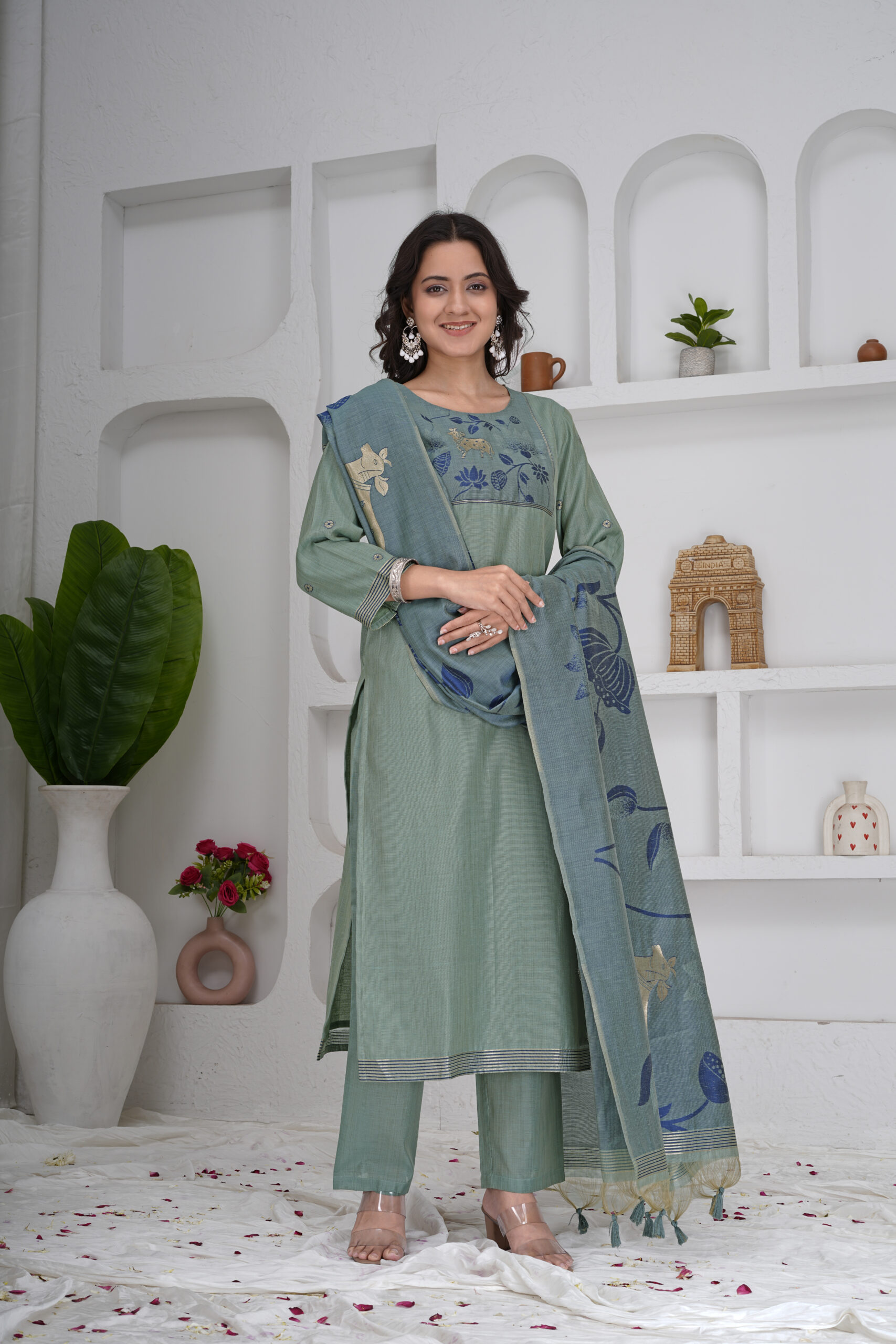 Nirangna Handwoven Jamdani